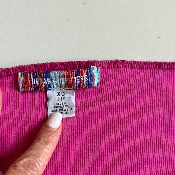 Pink urban outfitters top. XS - Picture 3 of 5